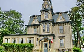 Bluenose Lodge Lunenburg Ns 4*